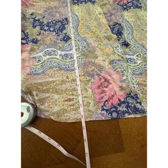 Long Sleeve Paisley Floral Button-Up Shirt - Picture 4 of 4